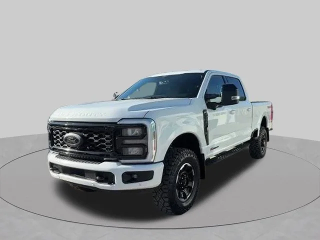 2027 Ford F-350SD Lariat