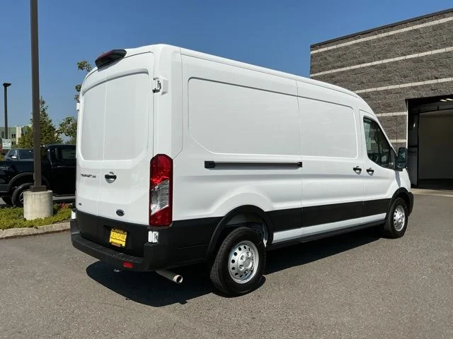 Used 2025 White Ford Base image 4