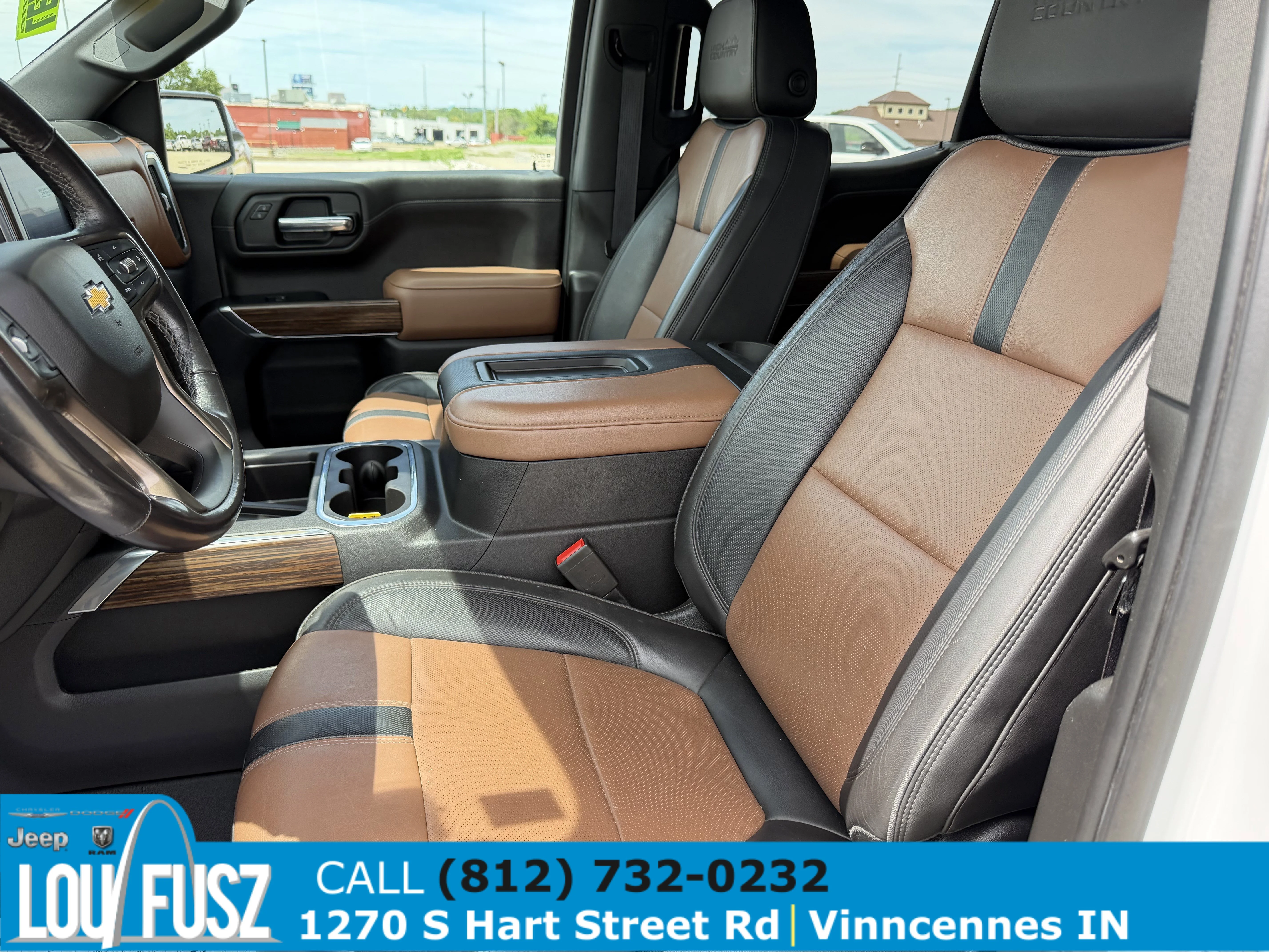 Used 2022 White Chevrolet High Country image 14