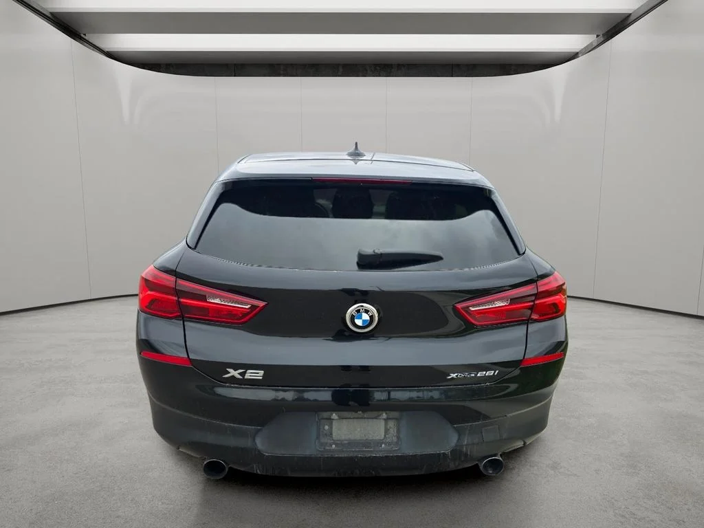 Used 2018 Black Sapphire Metallic BMW xDrive28i image 4