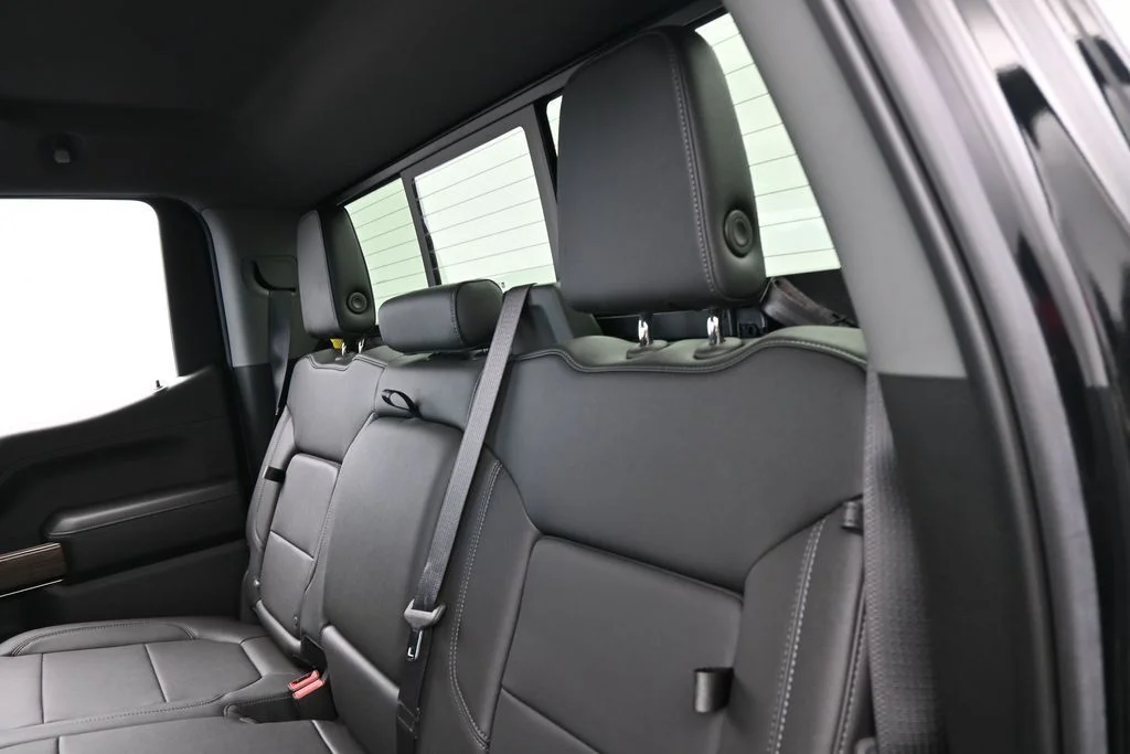 Used 2021 Black Chevrolet LT image 30