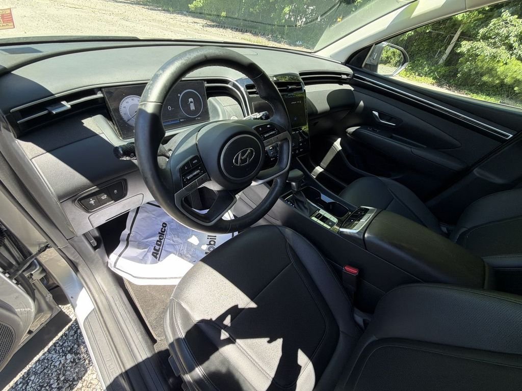 Used 2024 Silver Hyundai SEL image 21