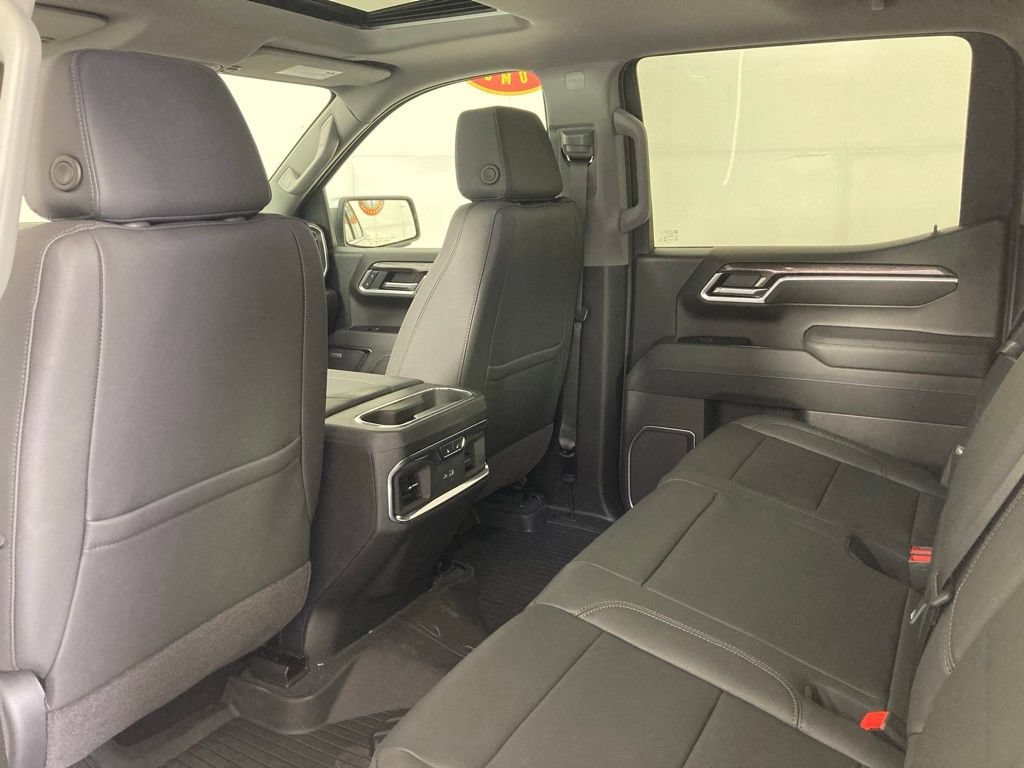 2026 Chevrolet Silverado 1500 LTZ - Photo 15
