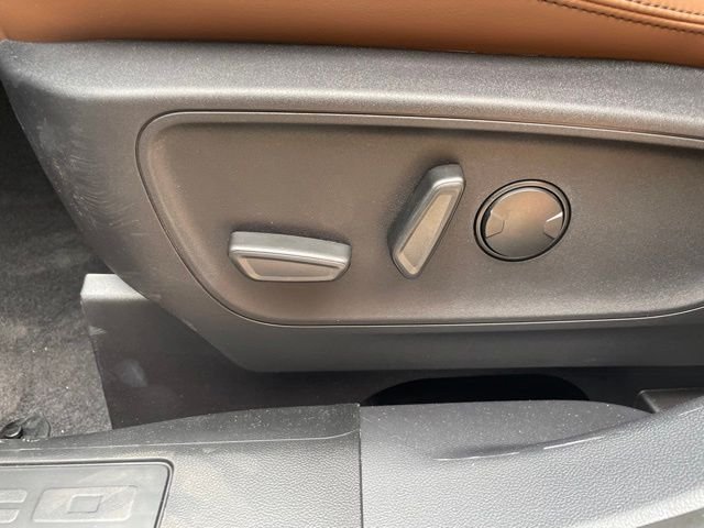 New 2026 Carbonized Gray Metallic Ford Outer Banks® image 14