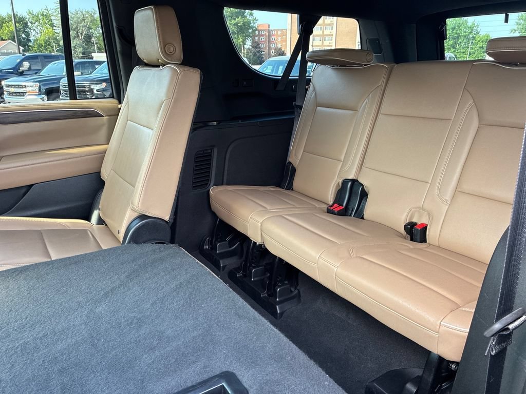 Used 2024 Black Chevrolet Premier image 19