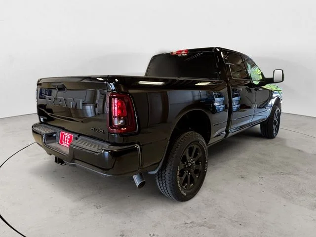 New 2026 Diamond Black Crystal Pearlcoat Ram BIG HORN CREW CAB 4X4 6