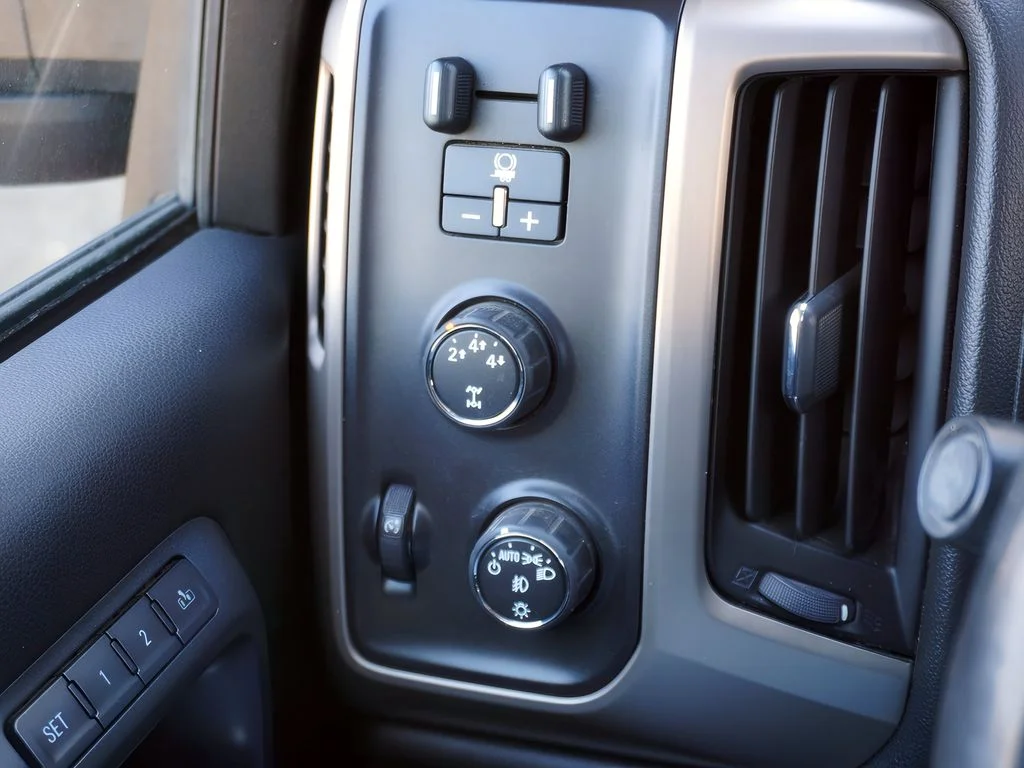 2015 GMC Sierra 2500 Denali HD Denali - Photo 15