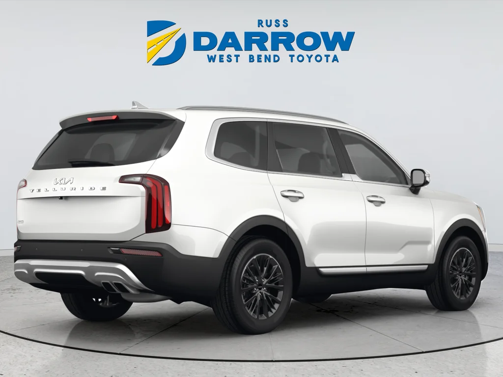 Used 2022 White Kia SX image 3