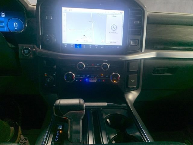 Used 2025 Silver Ford Lariat image 29