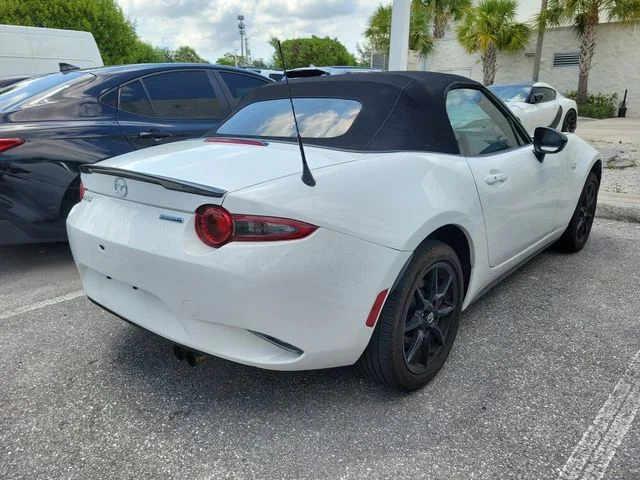 Used 2021 White Mazda Sport image 3