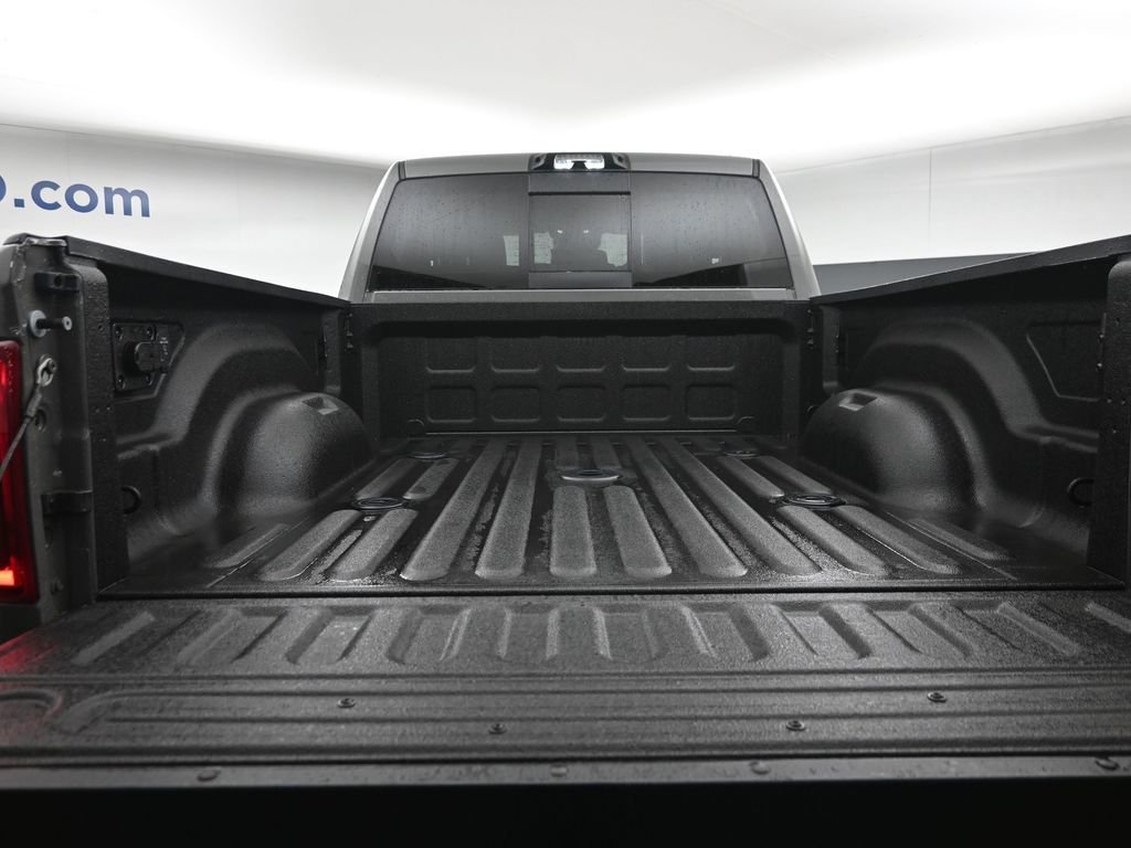 New 2026 Ceramic Gray Clear-Coat Exterior Paint RAM Laramie image 11