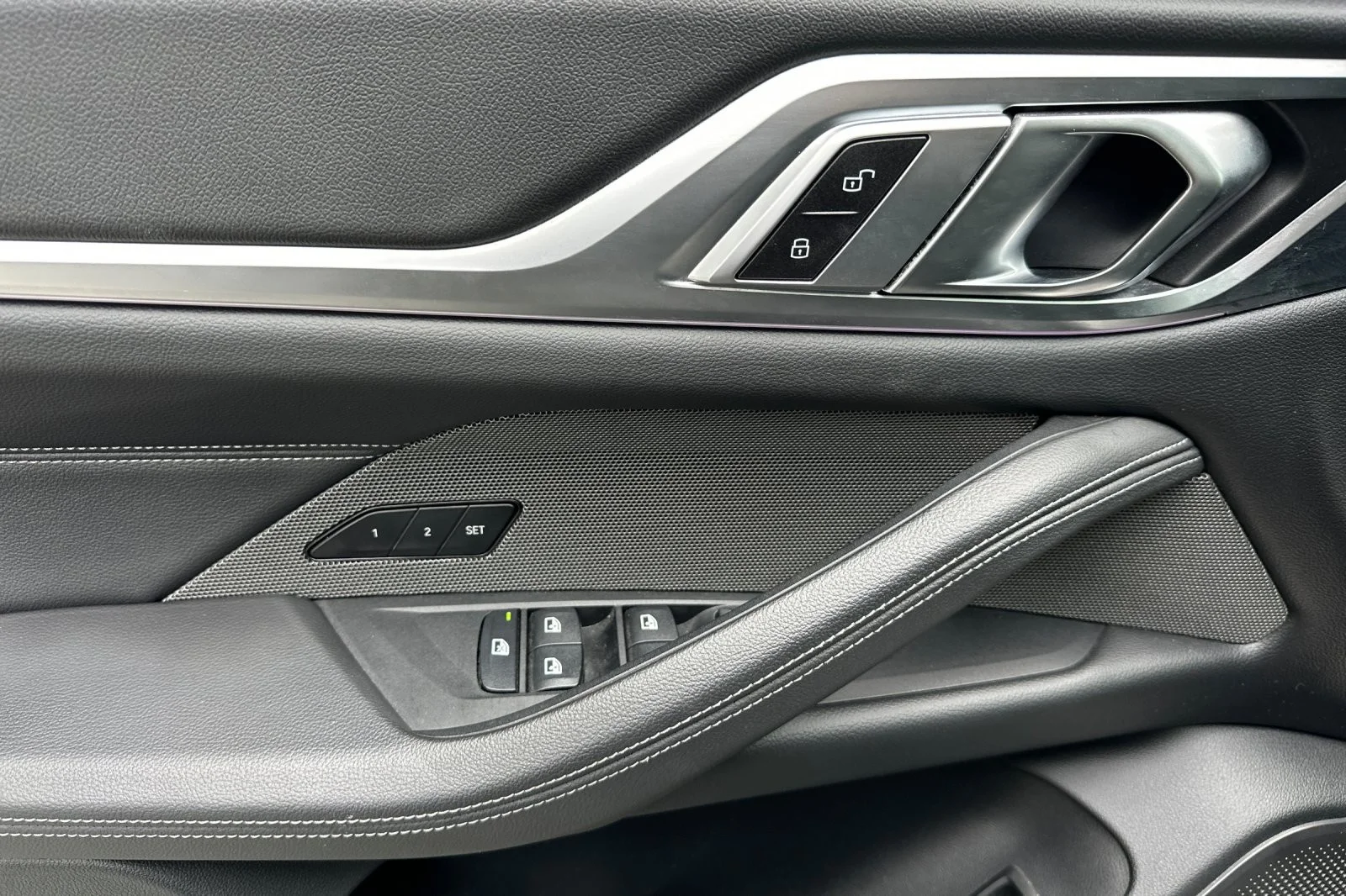 Used 2023 Black Sapphire Metallic BMW M50 image 10
