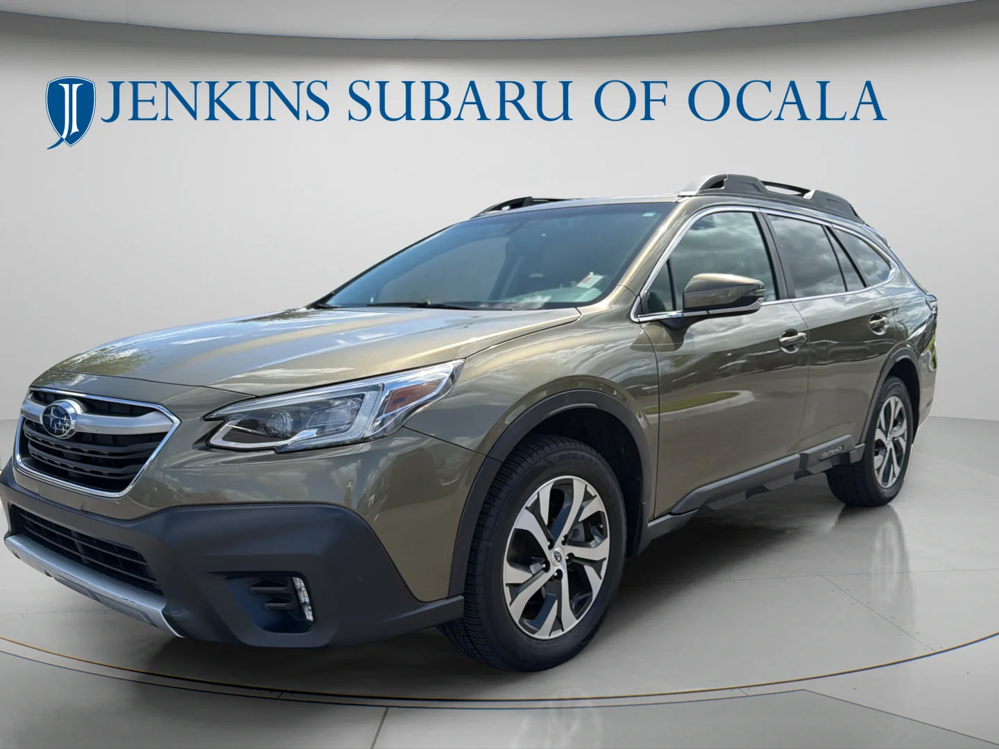 Used 2020 Autumn Green Metallic Subaru Limited image 7