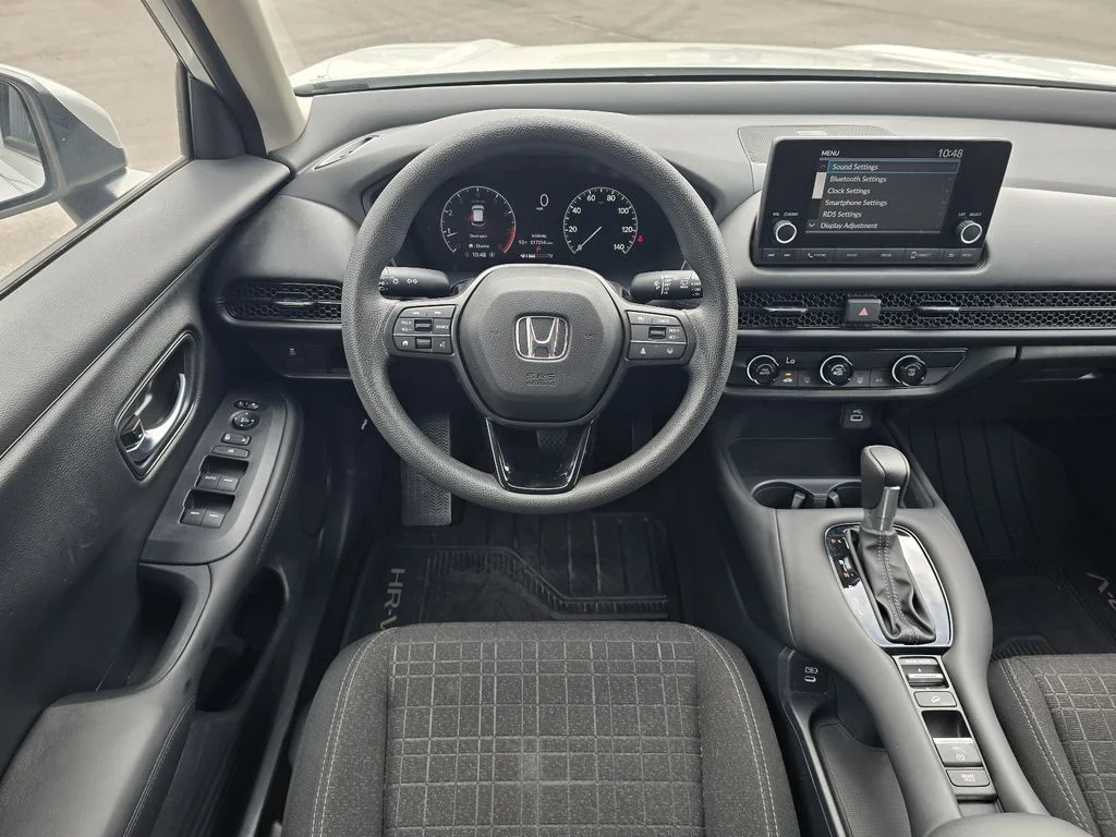 Used 2025 Platinum White Pearl Honda LX image 14