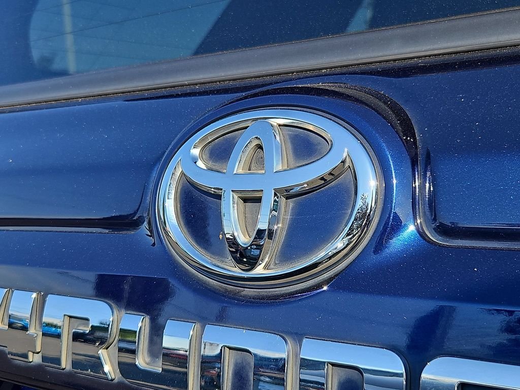 Used 2022 Nautical Blue Metallic Toyota SR5 Premium image 24