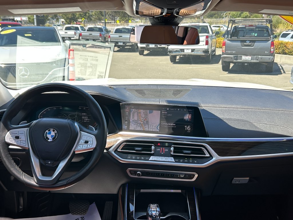 Used 2021 Alpine White BMW xDrive40i image 36