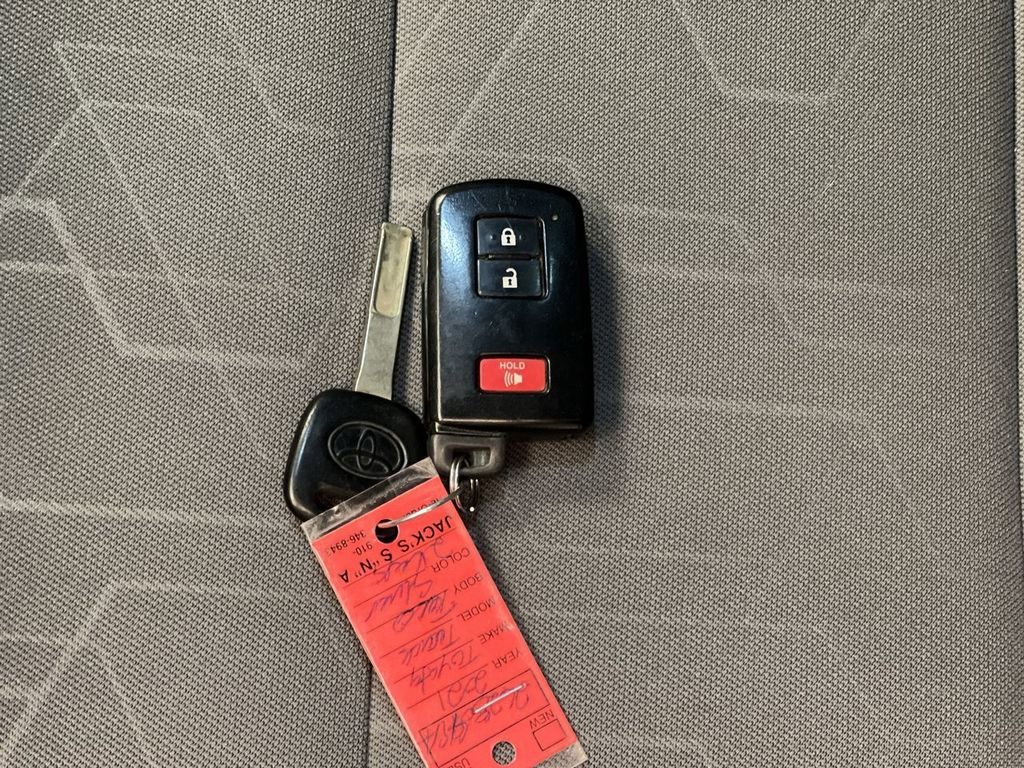2021 Toyota Tacoma TRD Sport - Photo 21