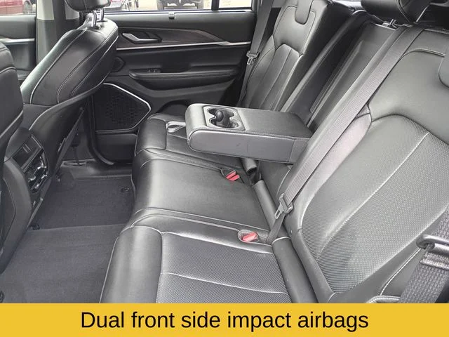 Used 2022 Silver Jeep 4xe image 20