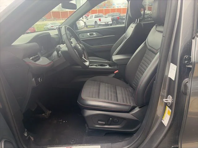 Used 2025 Gray Metallic Ford ST-Line image 20