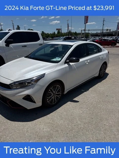 2024 Kia Forte GT-Line AT's photo