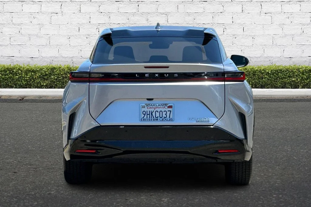 Used 2023 Silver Lexus 450e Premium image 5