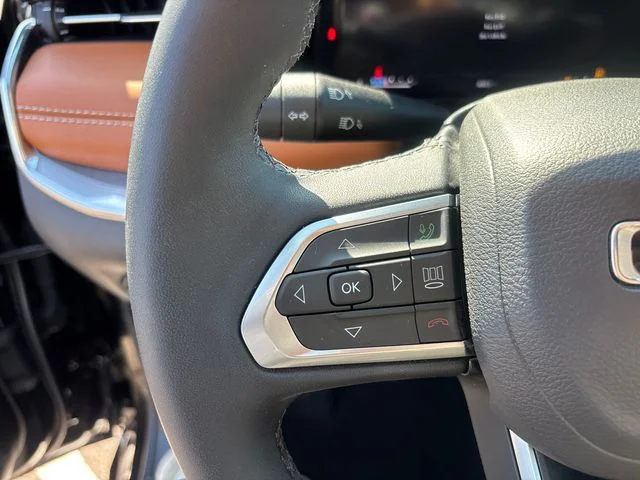 Used 2024 Black Jeep Limited image 18