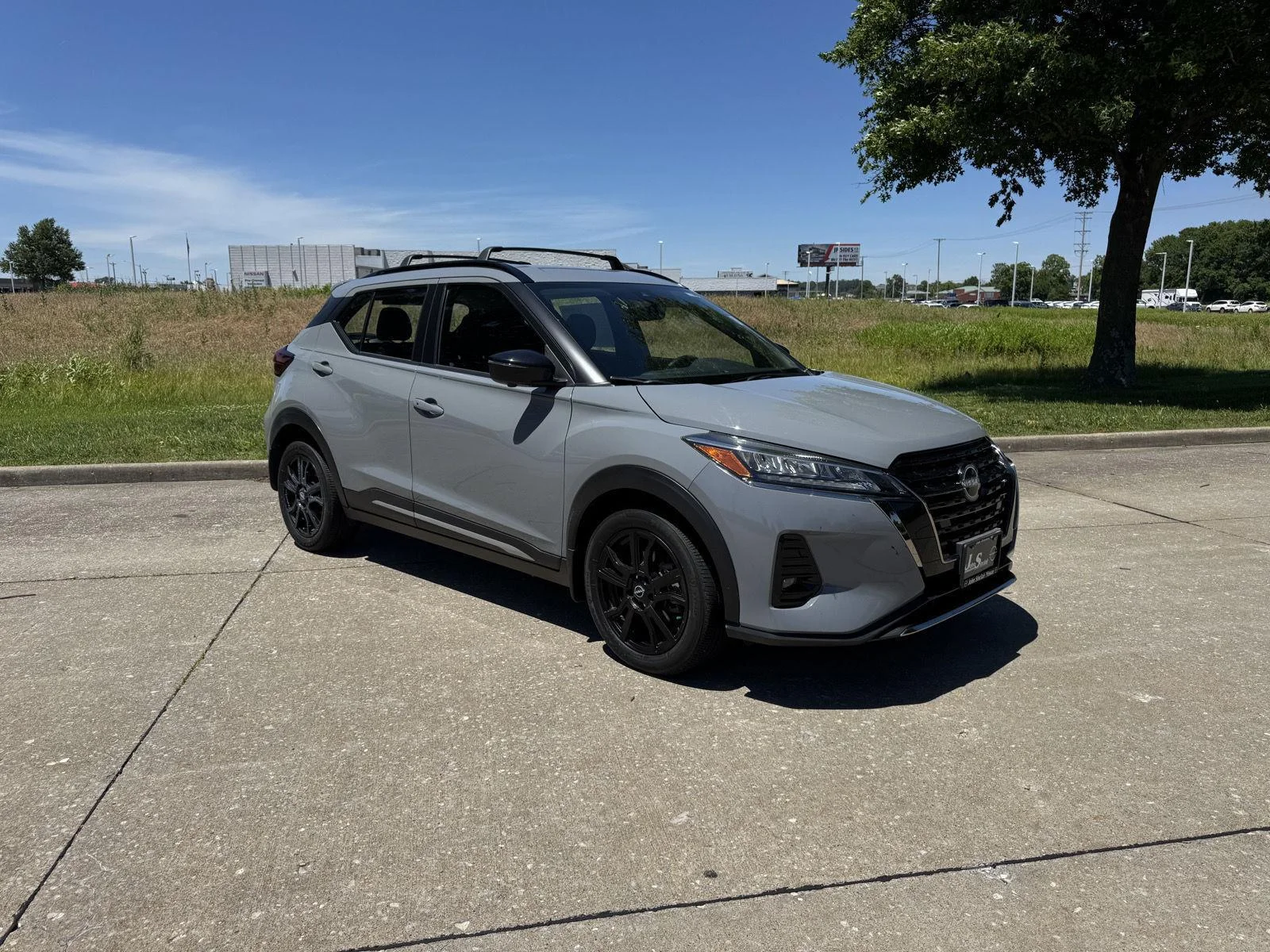 2024 Nissan Kicks 1.6 SR's photo