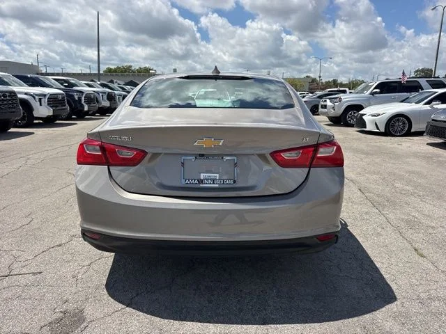 Used 2023 Gray Chevrolet LT image 9