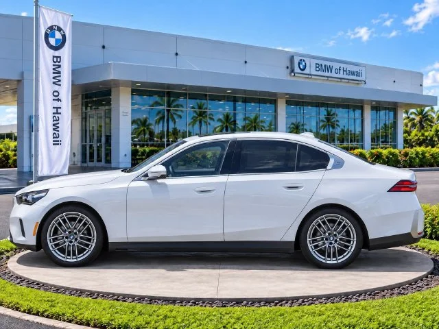 Certified Used 2024 Alpine White BMW 530i image 2