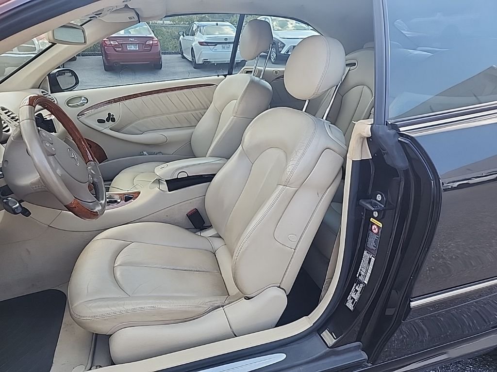 Used 2004 Black Mercedes-Benz CLK 500 image 6