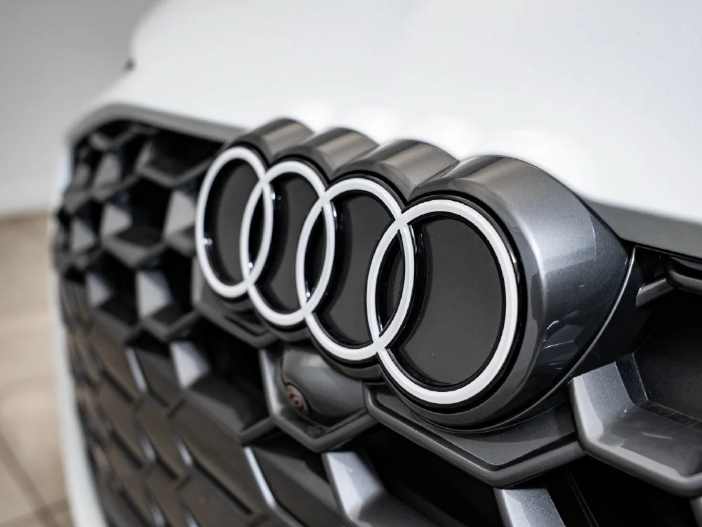 New 2026 Glacier White Metallic Audi Prestige image 3