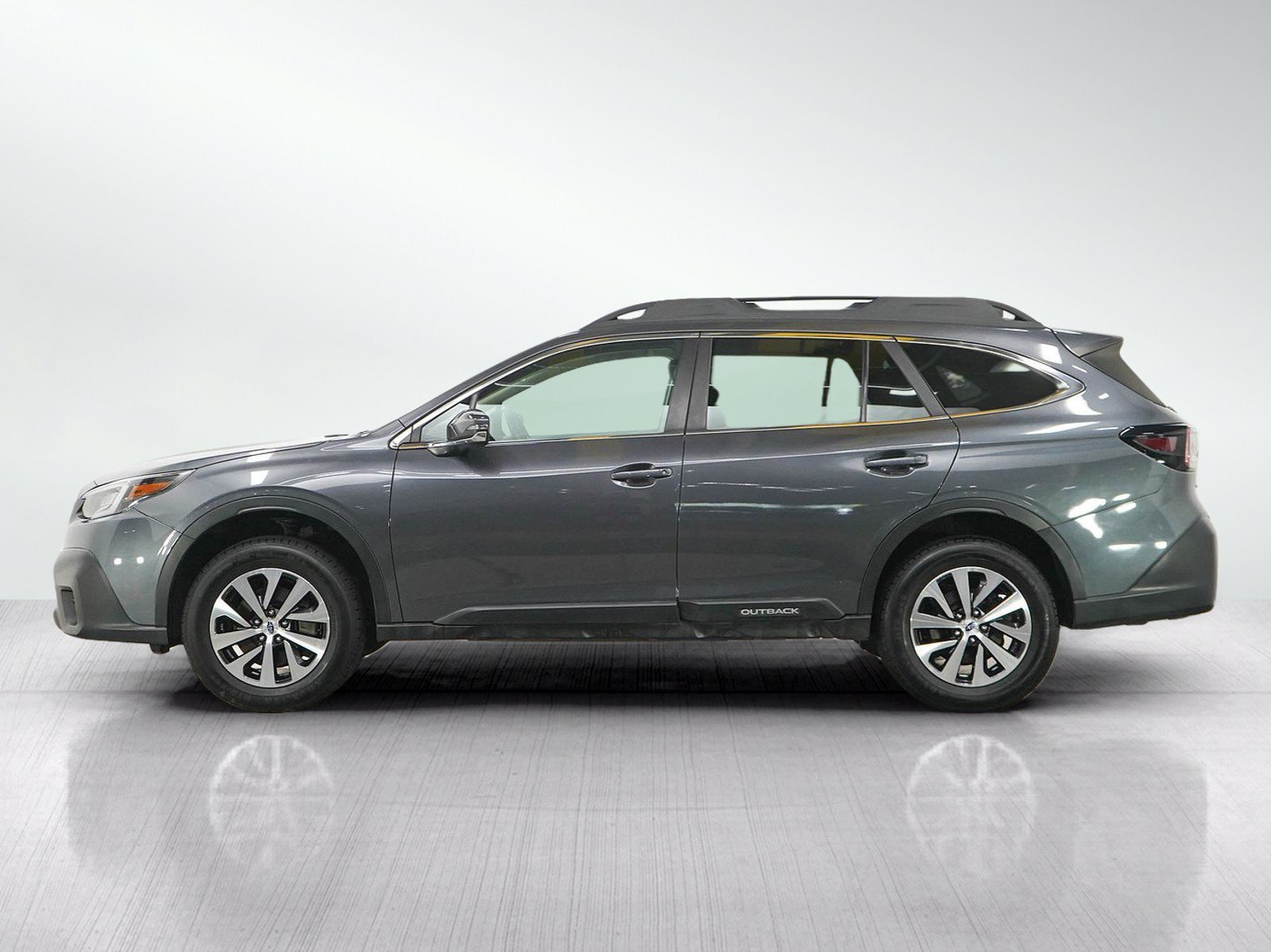 Used 2022 Subaru Outback Premium with VIN 4S4BTACCXN3118635 for sale in Burnsville, Minnesota