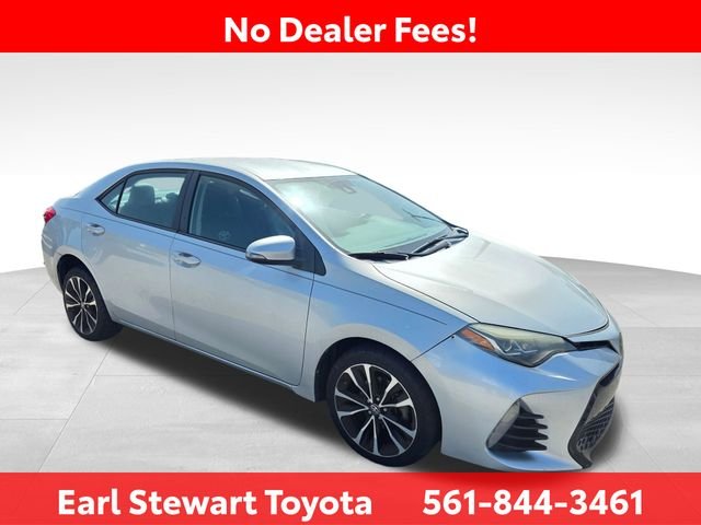 Used 2018 Silver Toyota SE image 2