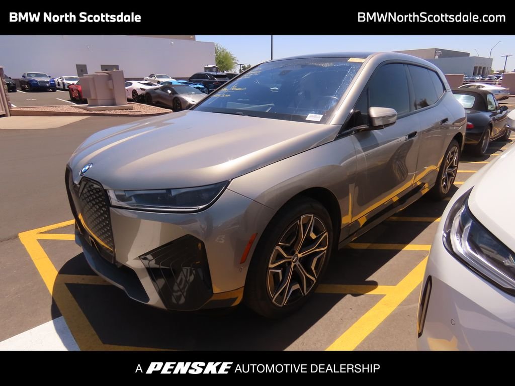 2024 BMW iX xDrive50's photo