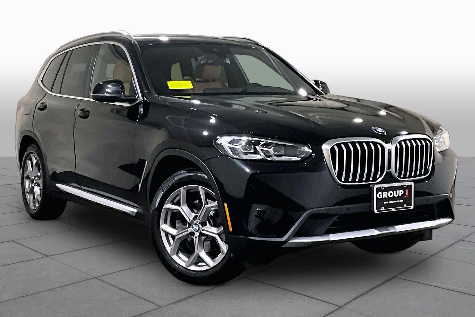 Certified Used 2023 Black Sapphire Metallic BMW xDrive30i image 4