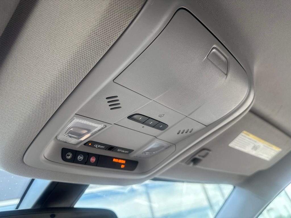 Used 2017 Silver GMC SLT-1 image 35