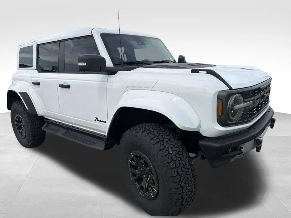 Used 2025 Oxford White Ford Raptor image 26