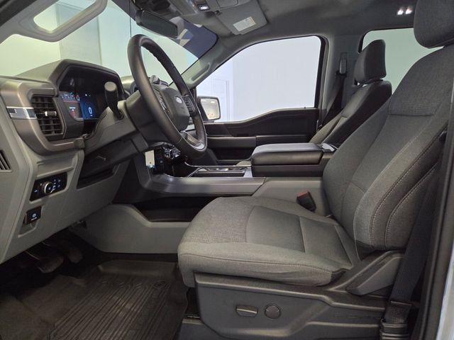 Used 2024 Silver Ford XLT image 12