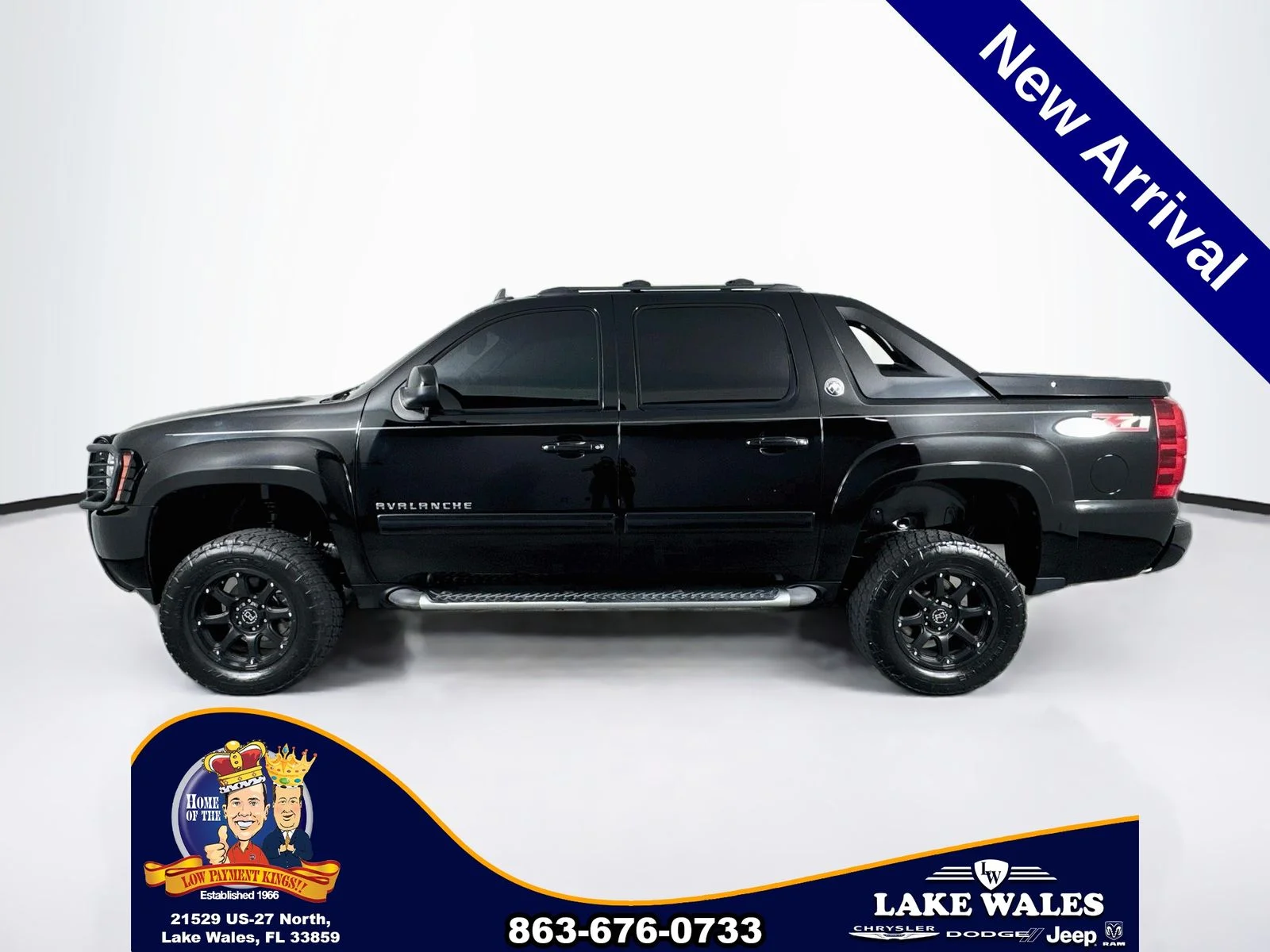 Used 2013 Black Chevrolet LT image 4
