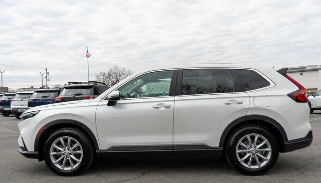 Used 2024 White Honda EX image 9