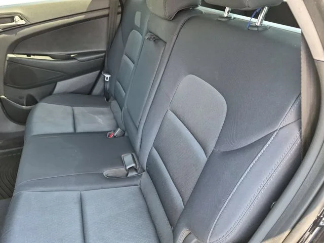 Used 2018 Black Hyundai Sport image 27