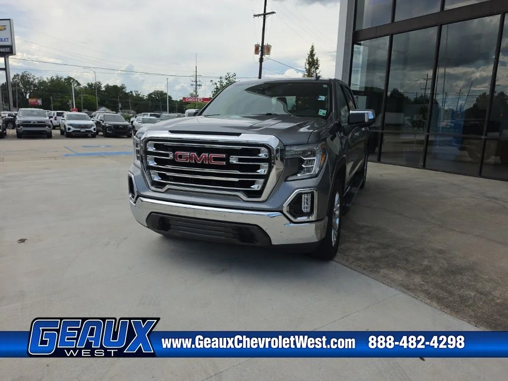 Used 2020 Gray GMC SLT image 3