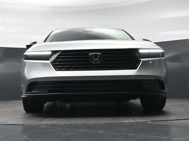 New 2026 Solar Silver Metallic Honda SE image 24
