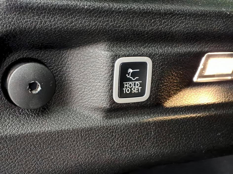 Used 2024 Bright White Clearcoat Jeep Altitude X image 11