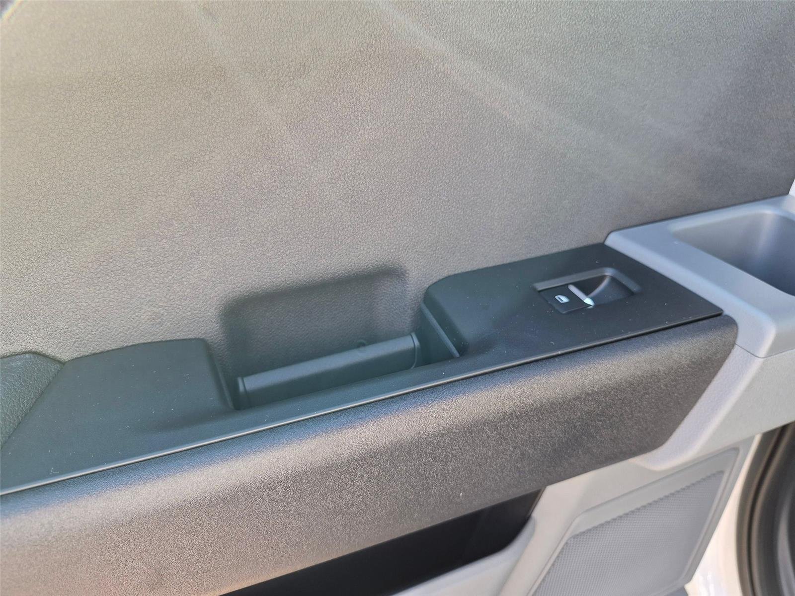 New 2026 Oxford White Ford F-250® XL image 24