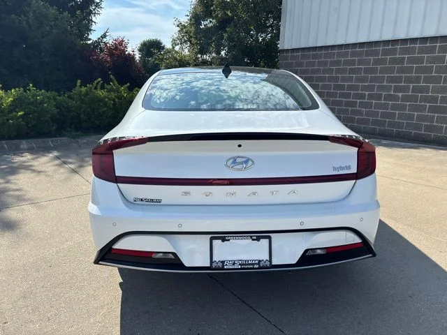 Used 2021 Hyper White Hyundai Limited image 7