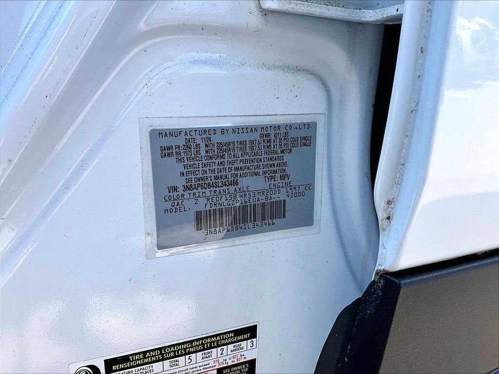 Used 2025 White Nissan SR image 34