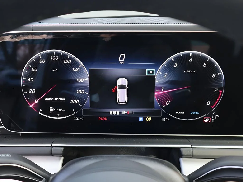 New 2025 MANUFAKTUR Moonlight White Metallic Mercedes-Benz GLE 63 S AMG® image 45