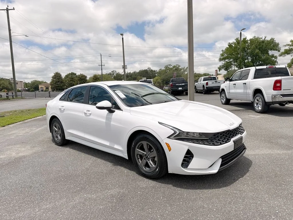 2022 Kia Optima LXS FWD's photo