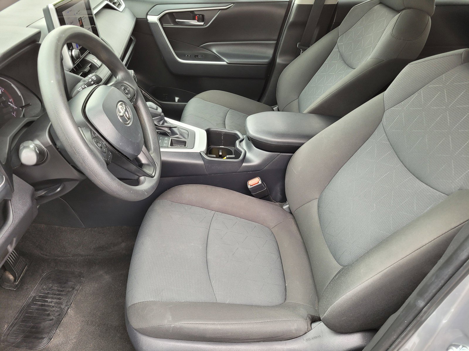 Certified Used 2025 Silver Toyota XLE image 15